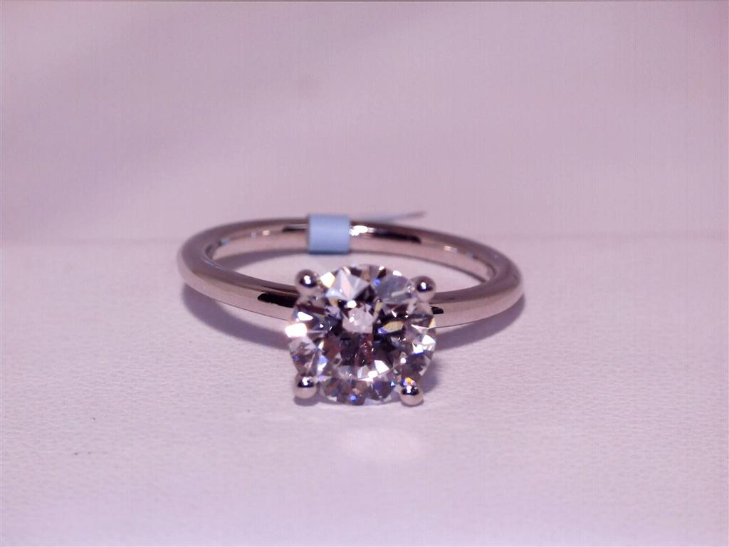LAB GROWN DIAMOND ENGAGEMENT RING