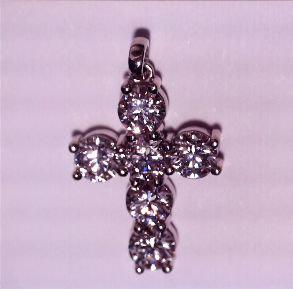 Lab Grown Diamond Pendant