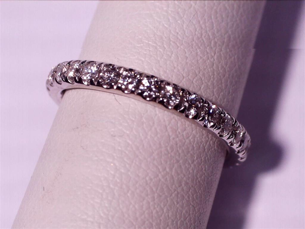 Diamond Wedding Bands - Women'