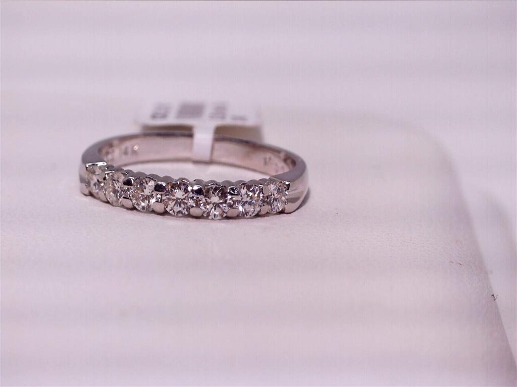 Diamond Wedding Bands - Women'