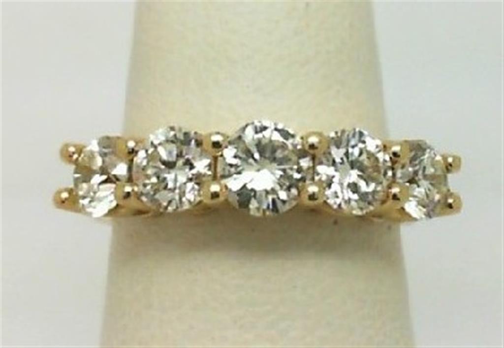 Diamond Wedding Bands - Women'