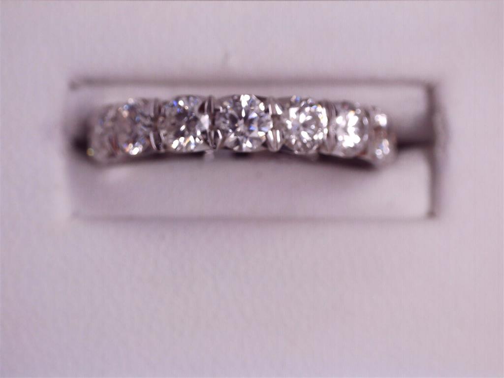 Diamond Wedding Bands - Women'