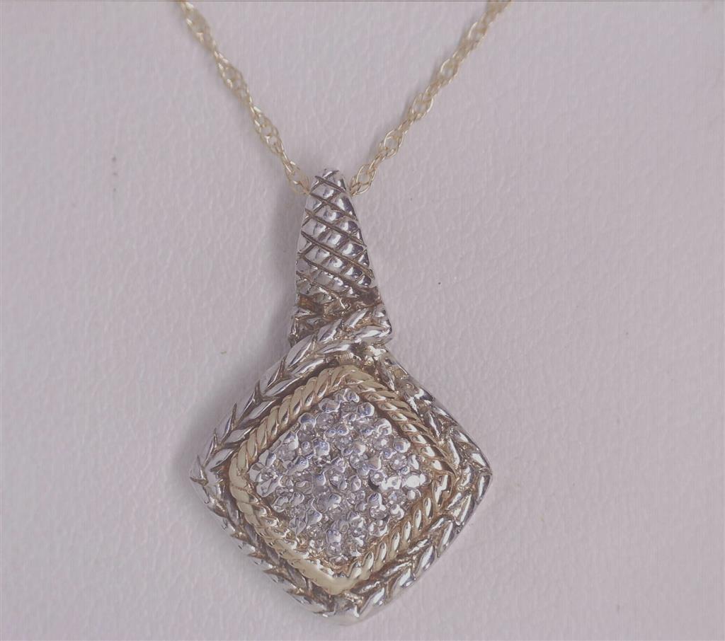 Gold Pendants / Charm