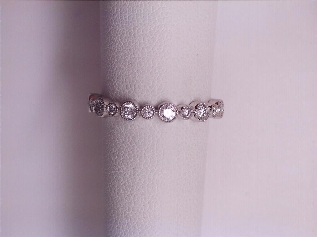 Diamond Wedding Bands - Women'