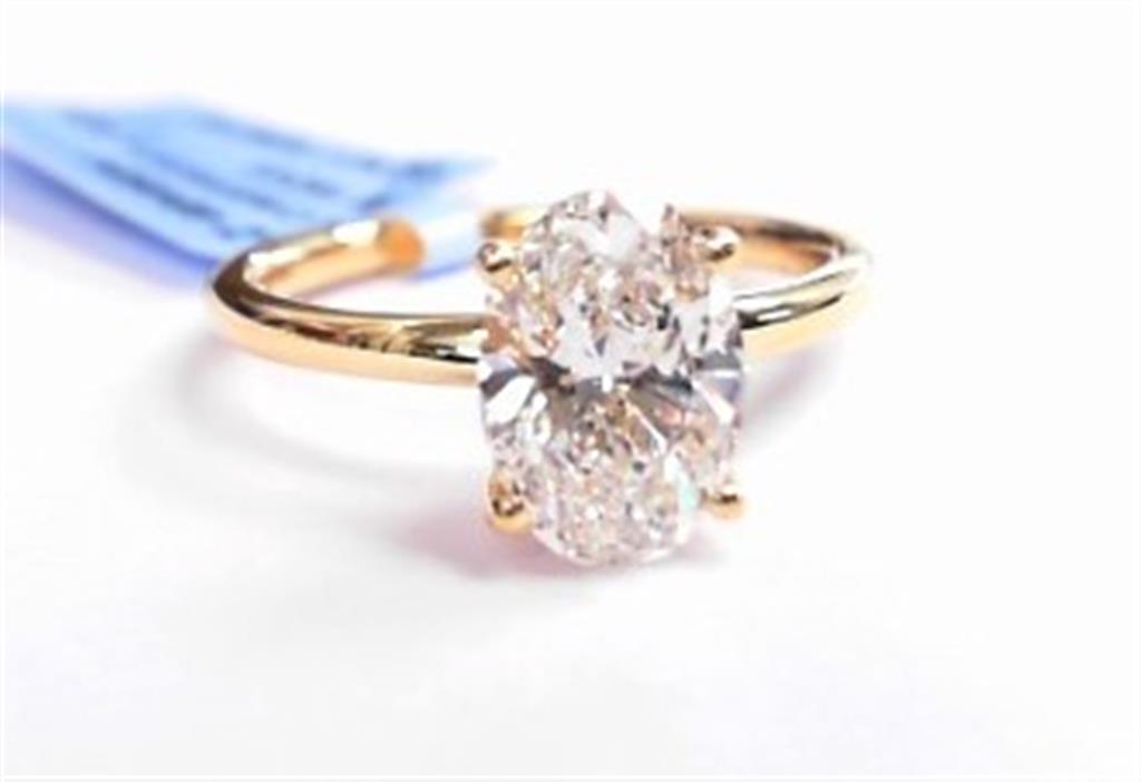 LAB GROWN DIAMOND ENGAGEMENT RING