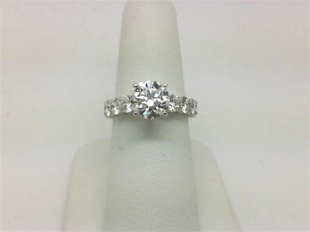 LAB GROWN DIAMOND ENGAGEMENT RING