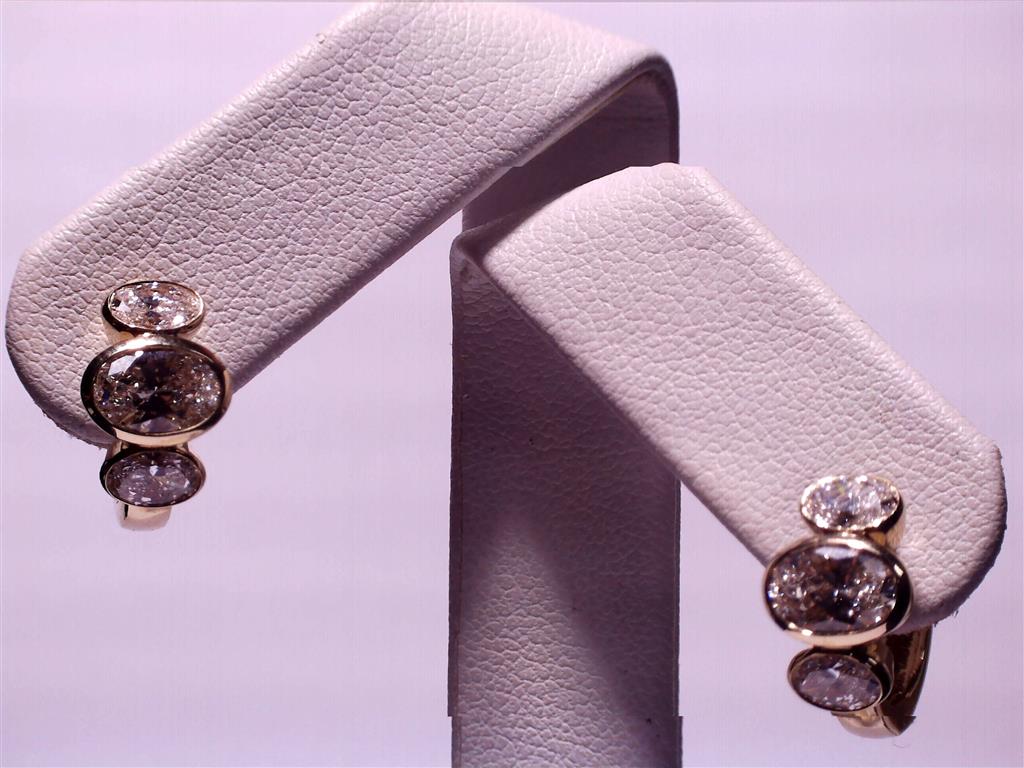 Lab Grown Diamond Earring