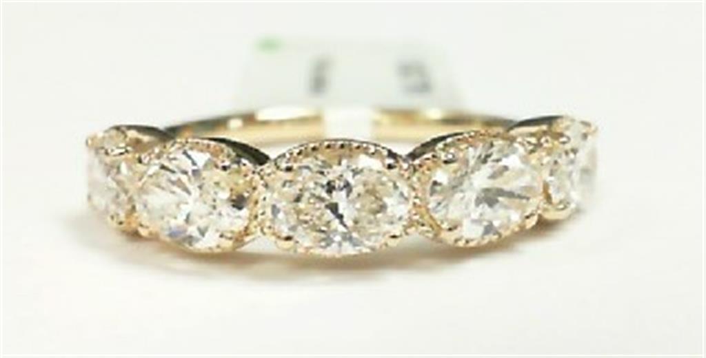 Diamond Wedding Bands - Women'