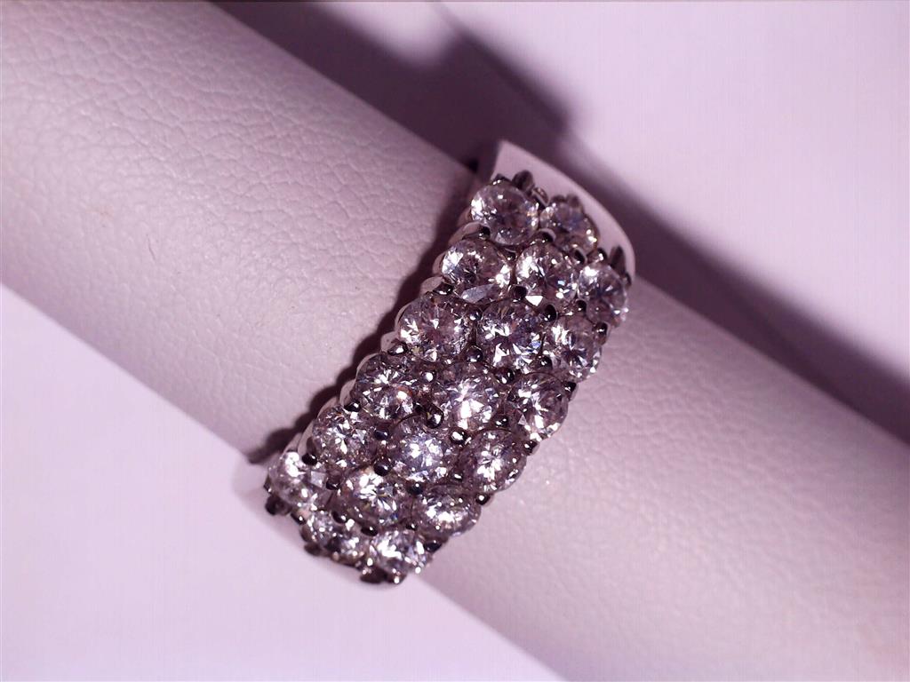 Diamond Wedding Bands - Women'