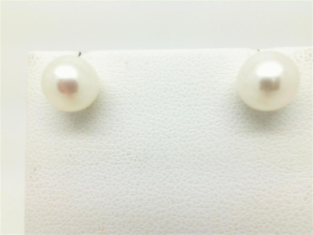 Pearl Earring