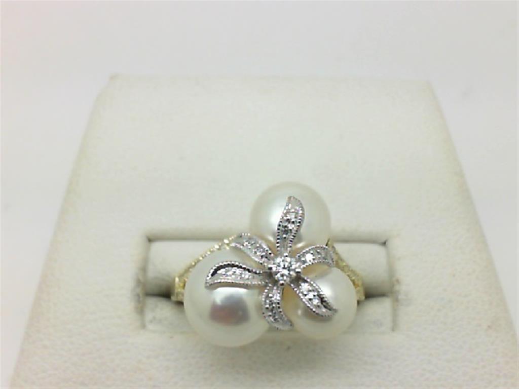 Pearl Ring