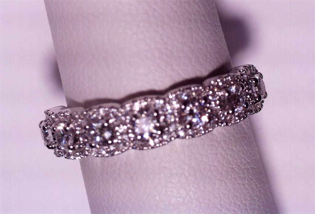 Diamond Wedding Bands - Women'