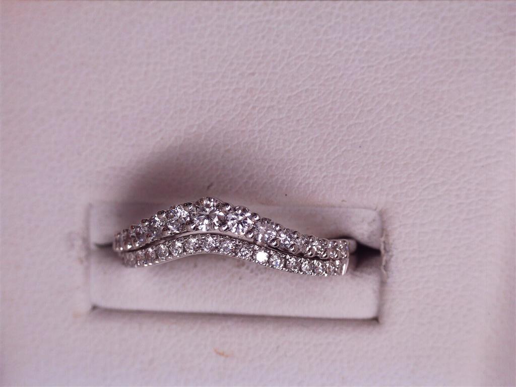 Diamond Wedding Bands - Women'