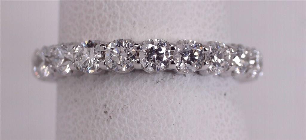 Diamond Wedding Bands - Women'