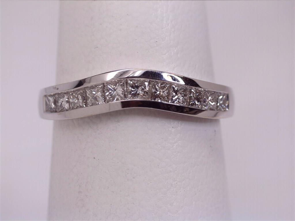 Diamond Wedding Bands - Women'