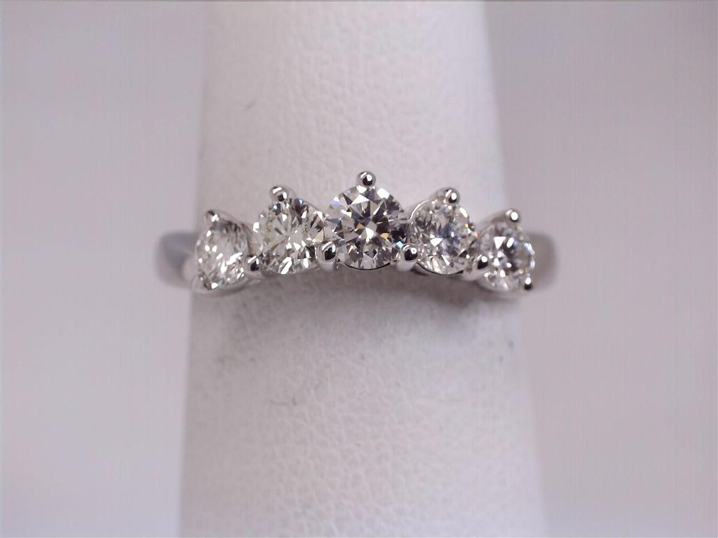 Diamond Wedding Bands - Women'