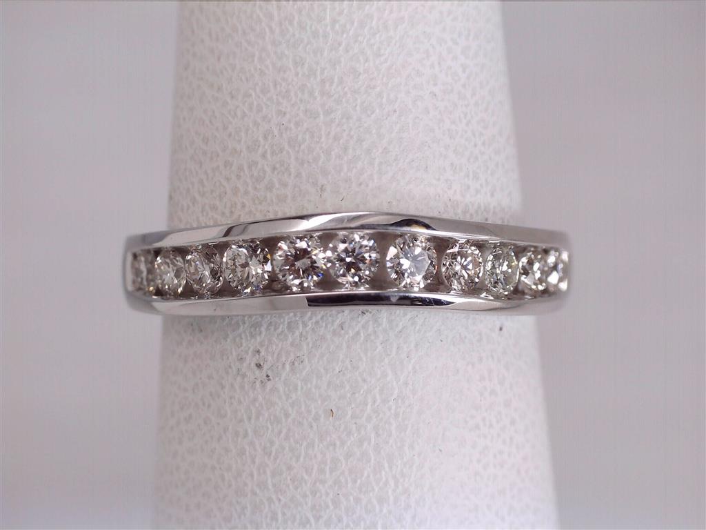 Diamond Wedding Bands - Women'