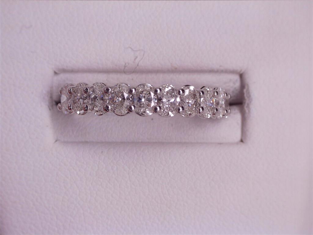 Diamond Wedding Bands - Women'