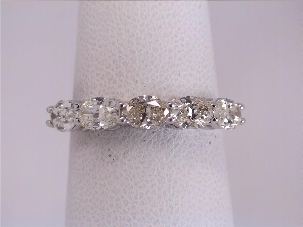 Diamond Wedding Bands - Women'