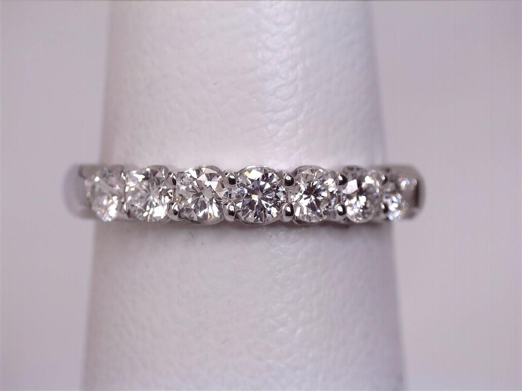 Diamond Wedding Bands - Women'