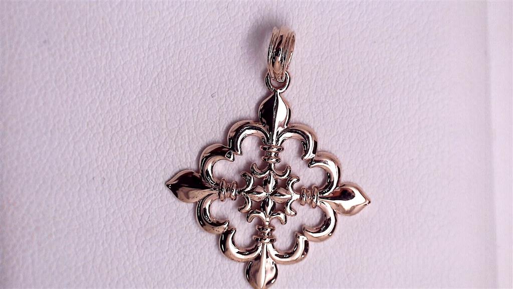 Gold Pendants / Charm