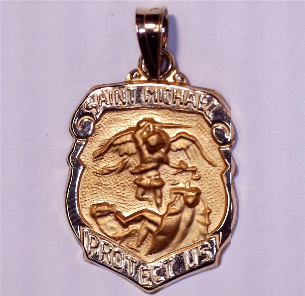 Gold Pendants / Charm