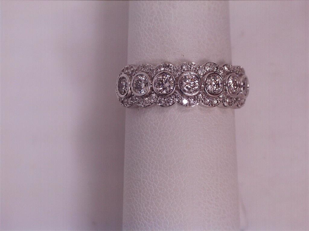 Diamond Wedding Bands - Women'