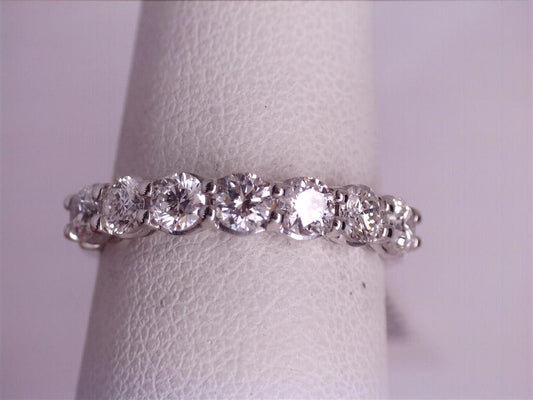 Diamond Wedding Bands  -  Women'