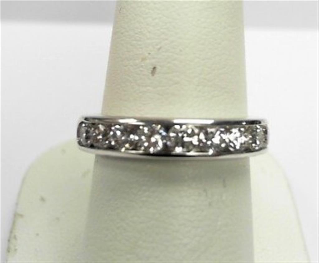 Diamond Wedding Bands  -  Women'