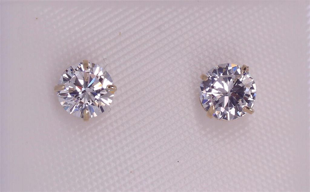 Gold Earring