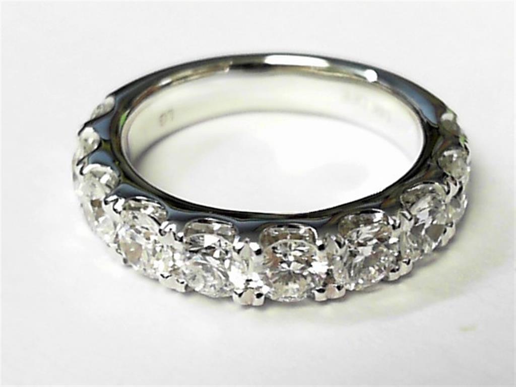 Lab Grown Diamond Wedding Band