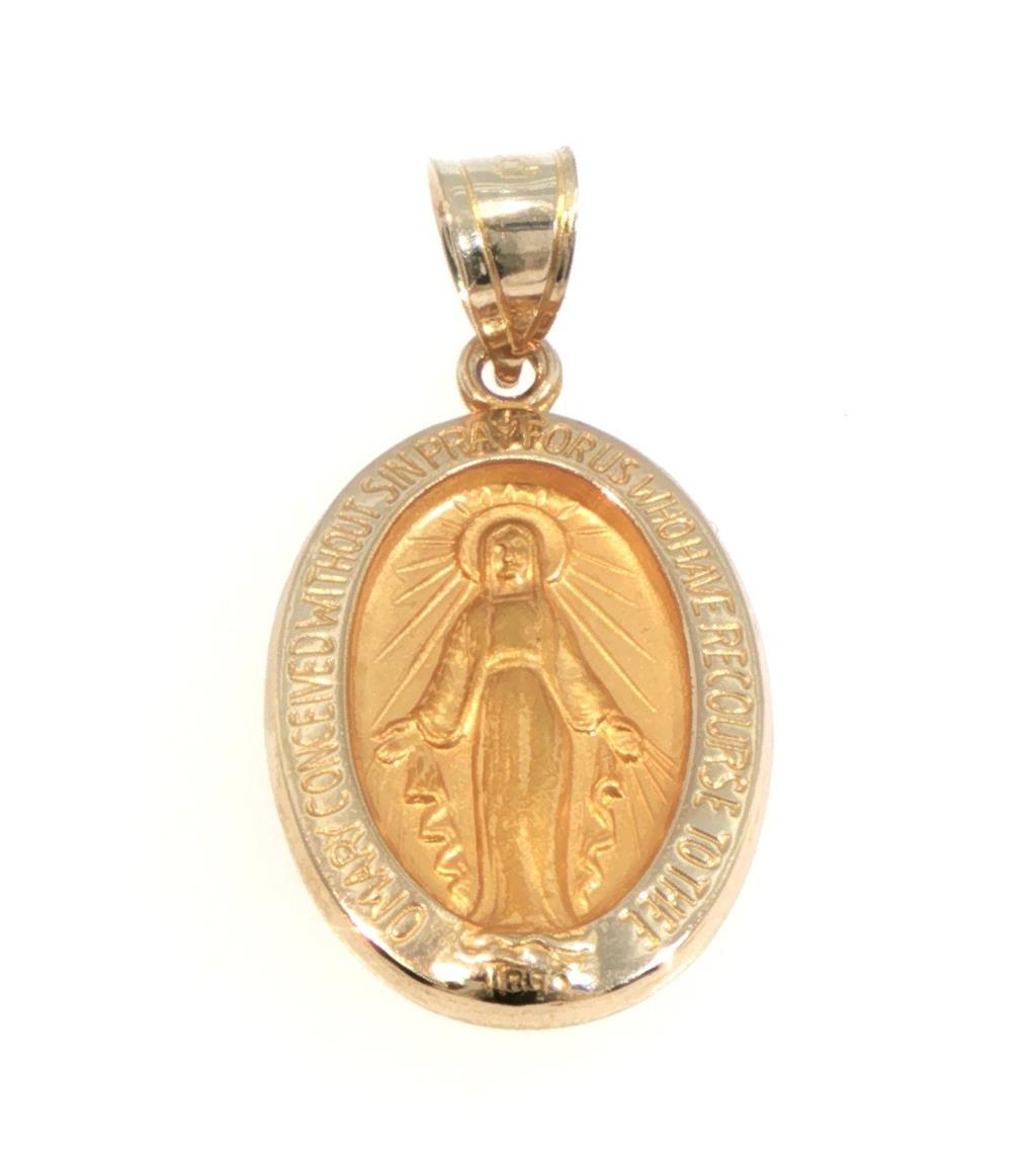 Gold Pendants / Charm