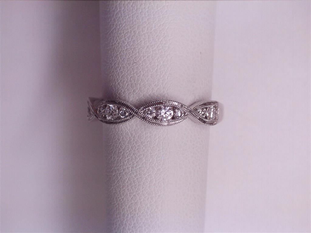 Diamond Wedding Bands  -  Women'