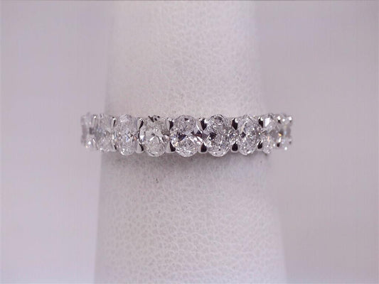 Diamond Wedding Bands  -  Women'