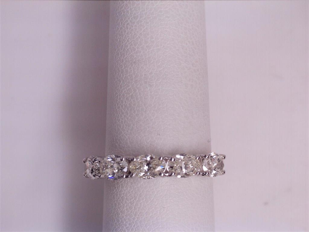 Diamond Wedding Bands  -  Women'