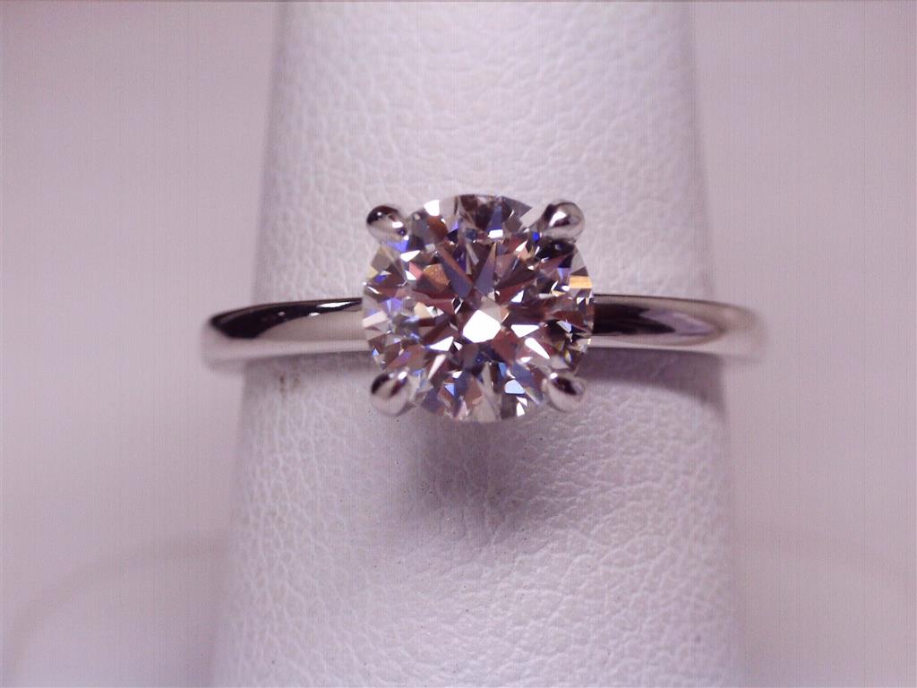 LAB GROWN DIAMOND ENGAGEMENT RING