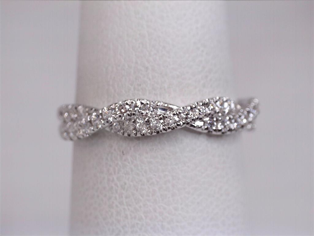 Diamond Wedding Bands  -  Women'