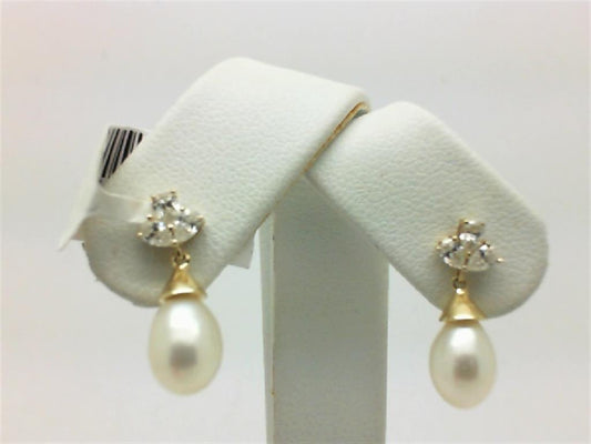 Pearl Earring