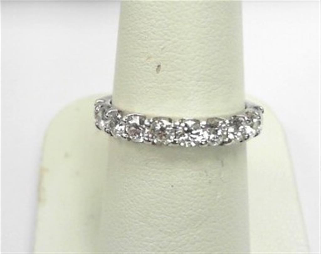 Diamond Wedding Bands  -  Women'