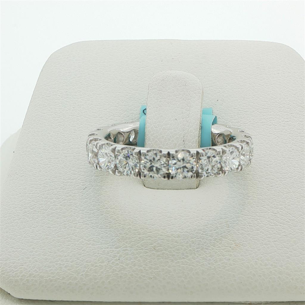 Lab Grown Diamond Wedding Band