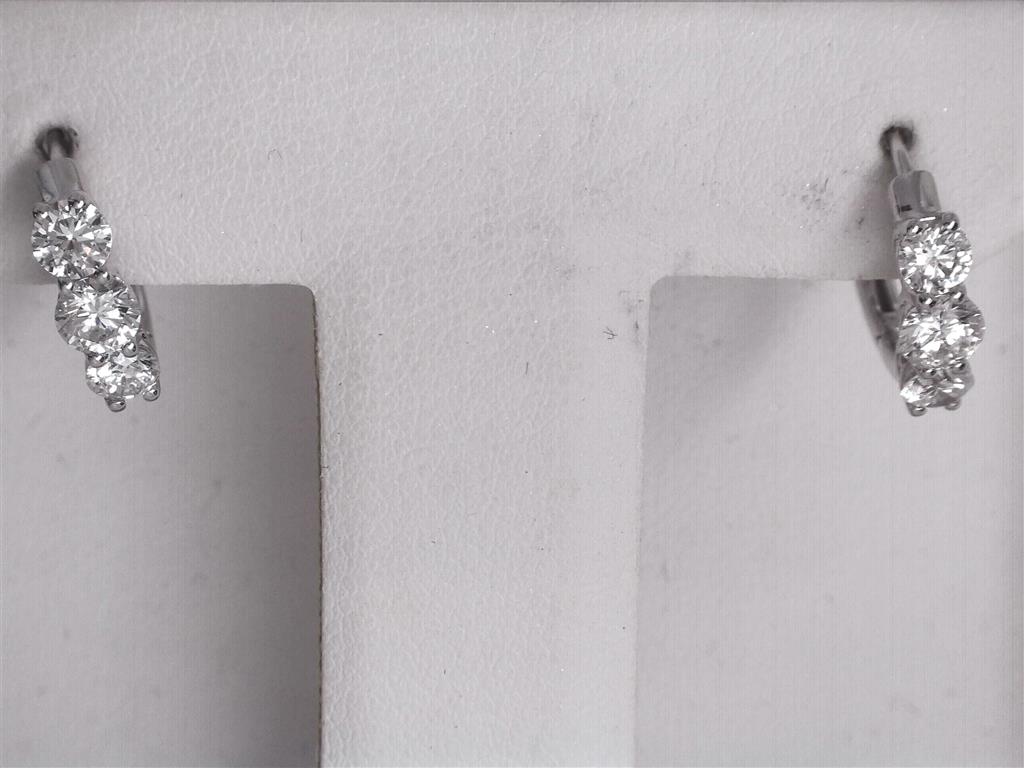 Lab Grown Diamond Earring