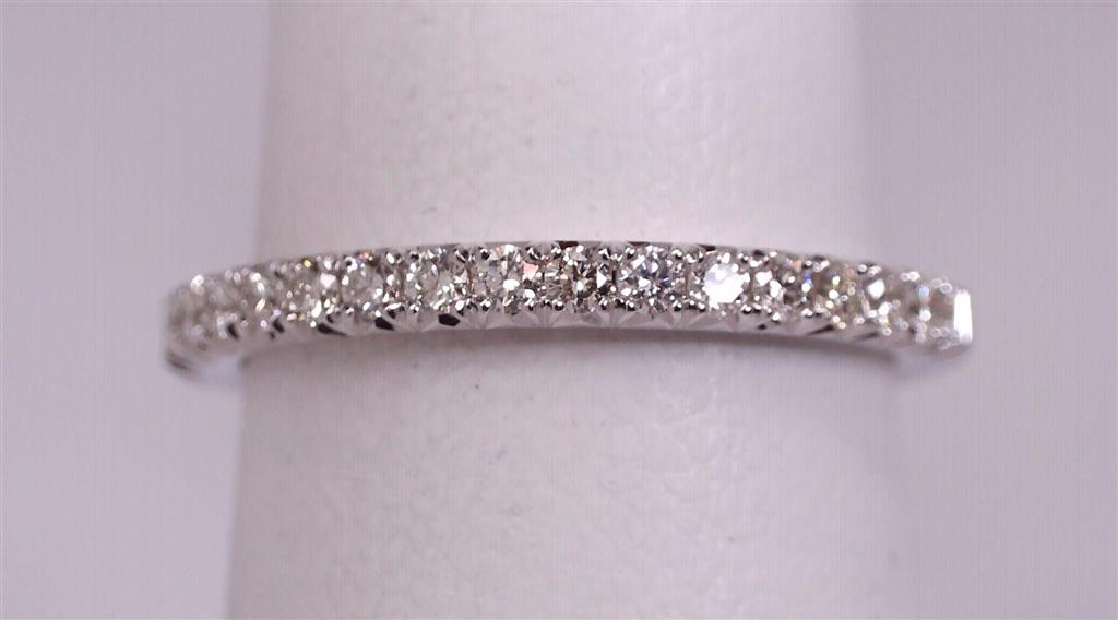 Diamond Wedding Bands  -  Women'