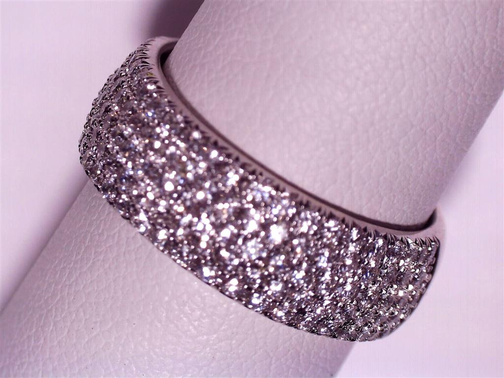 Diamond Wedding Bands  -  Women'