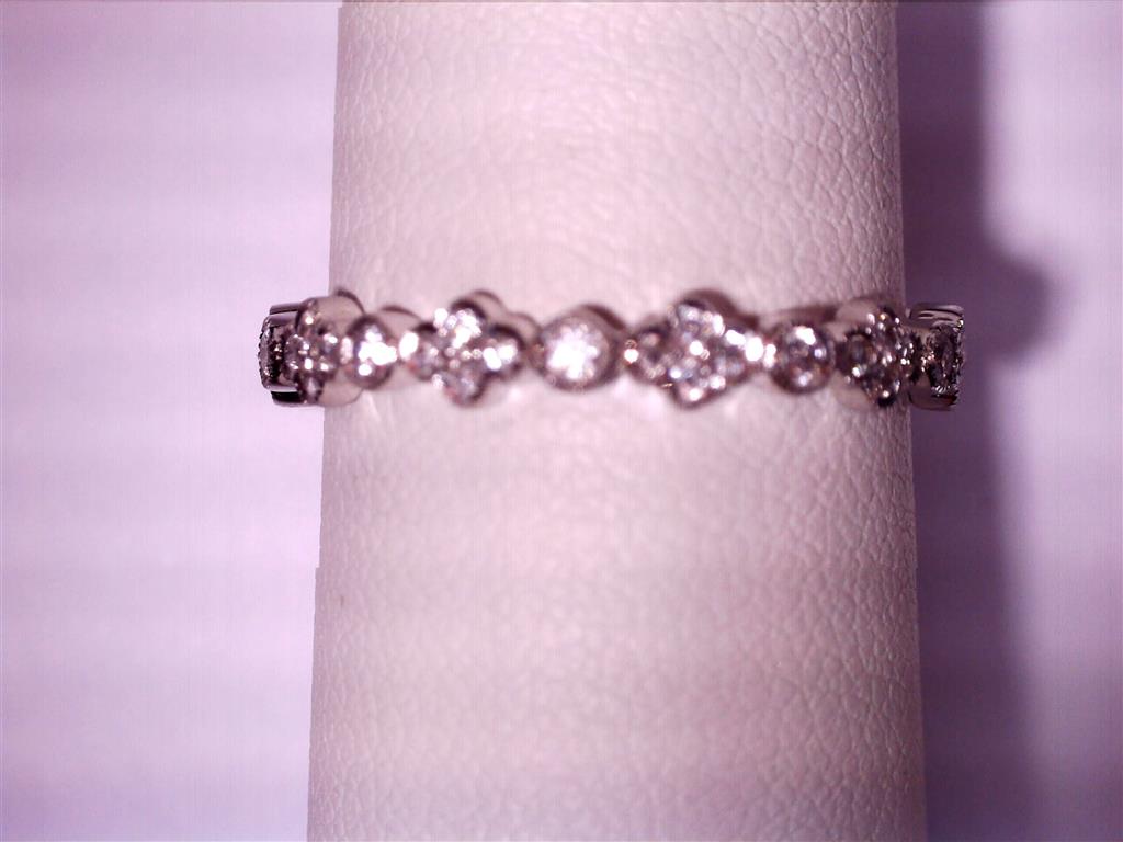 Diamond Wedding Bands  -  Women'