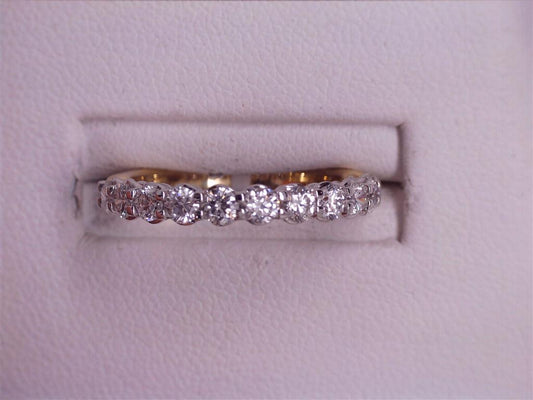 Diamond Wedding Bands  -  Women'