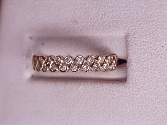Diamond Wedding Bands  -  Women'