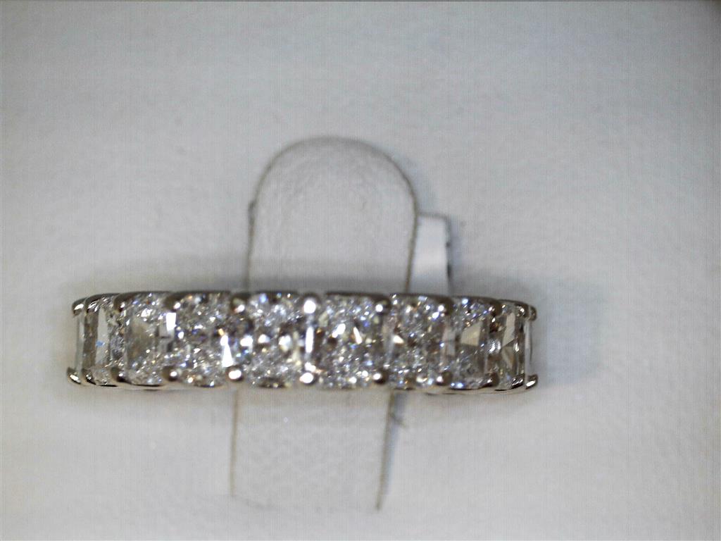Lab Grown Diamond Wedding Band