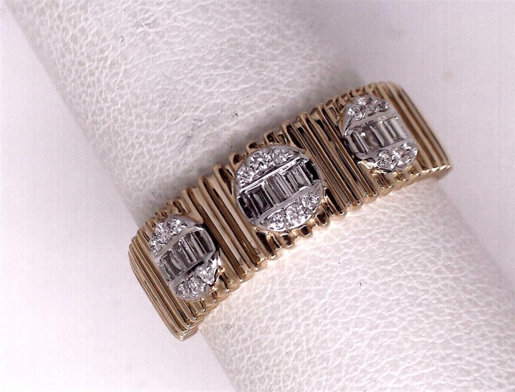 Diamond Fashion Rings  -  Women'