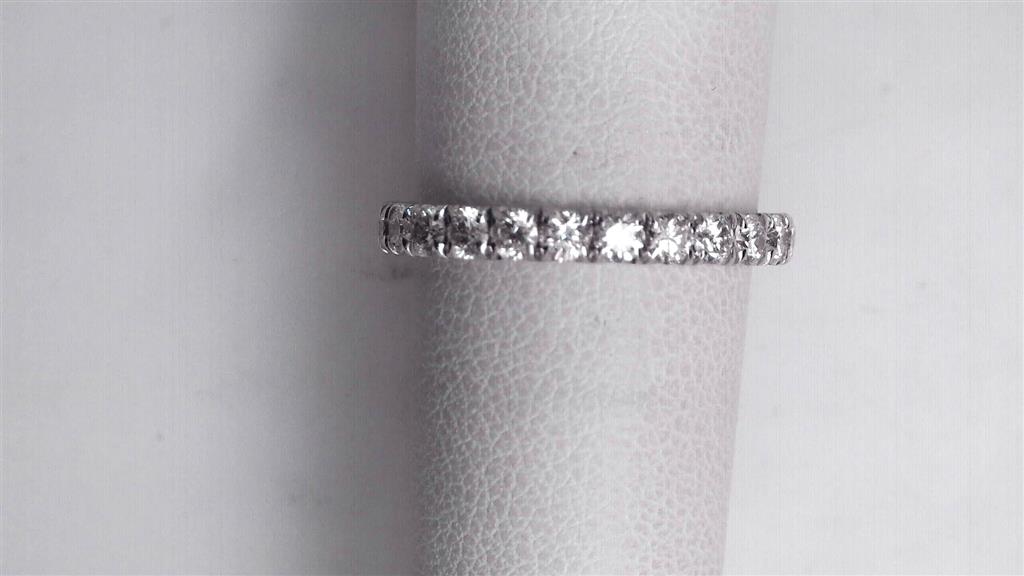 Diamond Wedding Bands  -  Women'