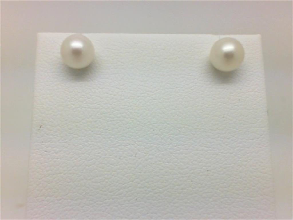 Pearl Earring